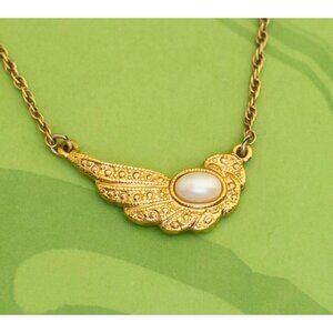 Vintage Bird Oval Pearl Gold Tone Choker Necklace 16 inch by 1928 - W11